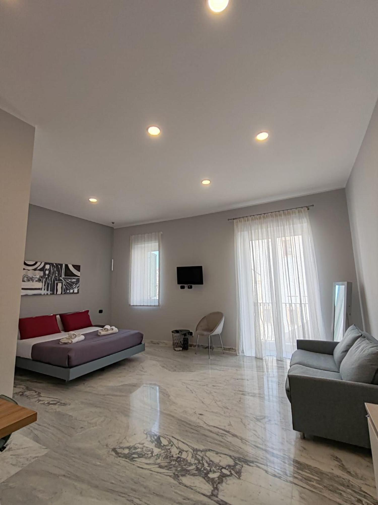 Lily Apartments Palermo Bagian luar foto